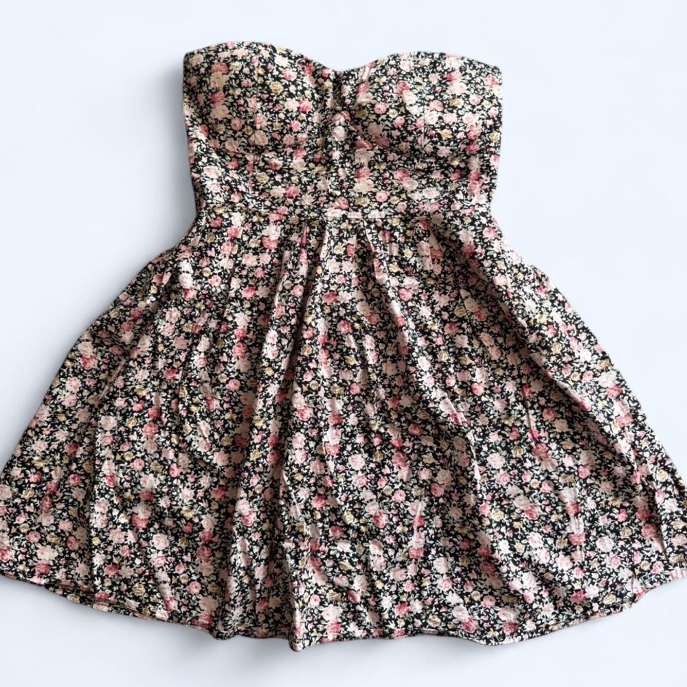 feathers Strapless Floral Dress in Black and Pink